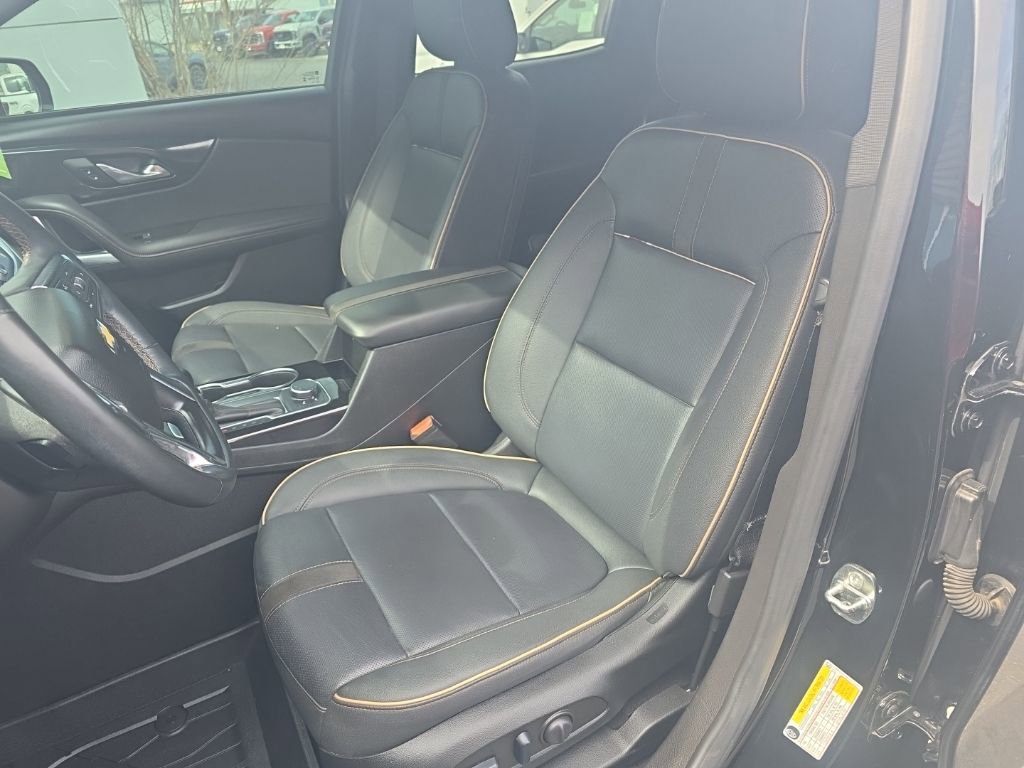 Used 2023 Chevrolet Blazer Premier w/ Driver Confidence II Package image 11
