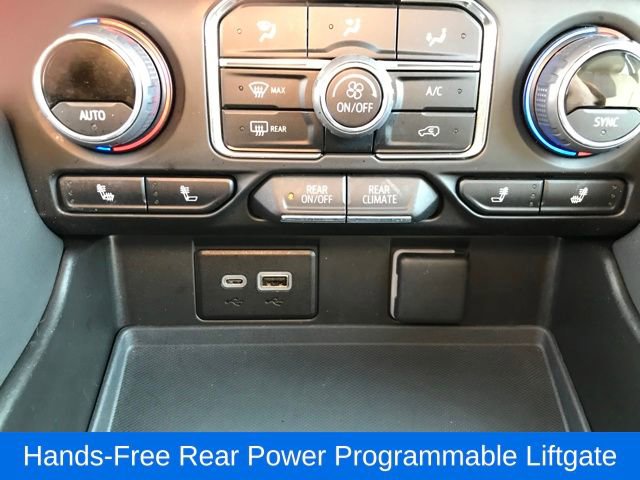 Used 2024 Chevrolet Suburban RST w/ Luxury Package image 14