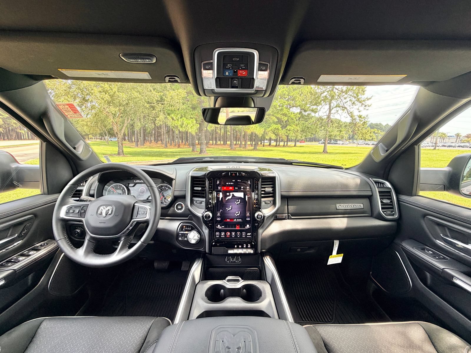 Used 2021 RAM 1500 Laramie w/ Sport Appearance Package AWD/4WD image 2