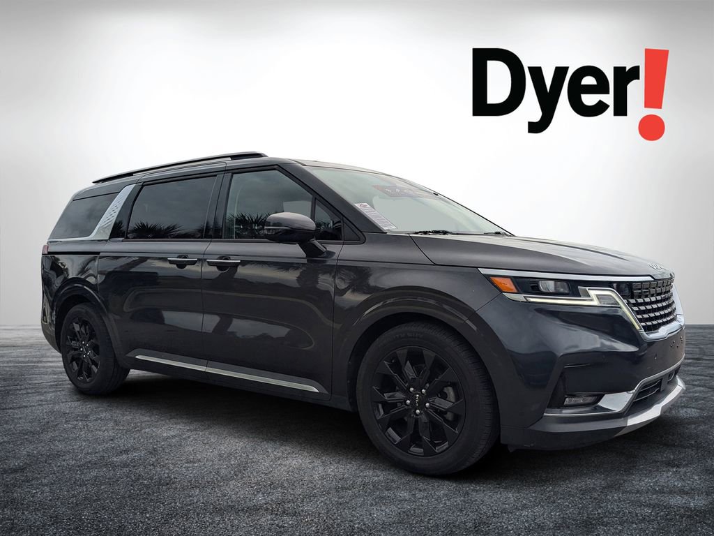 Used 2022 Kia Carnival SX FWD image 1