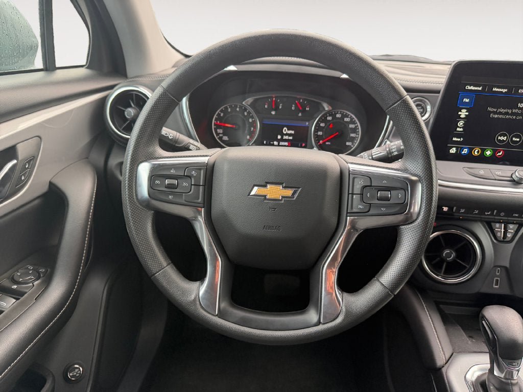 Used 2025 Chevrolet Blazer LT w/ Convenience Package AWD/4WD image 13