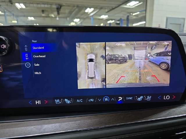 New 2026 Chevrolet Suburban High Country w/ LPO, Illumination Package AWD/4WD image 28