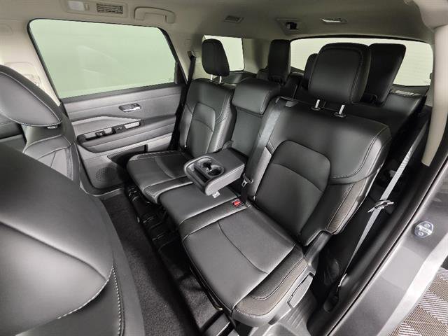 New 2026 Nissan Pathfinder SL AWD/4WD image 28