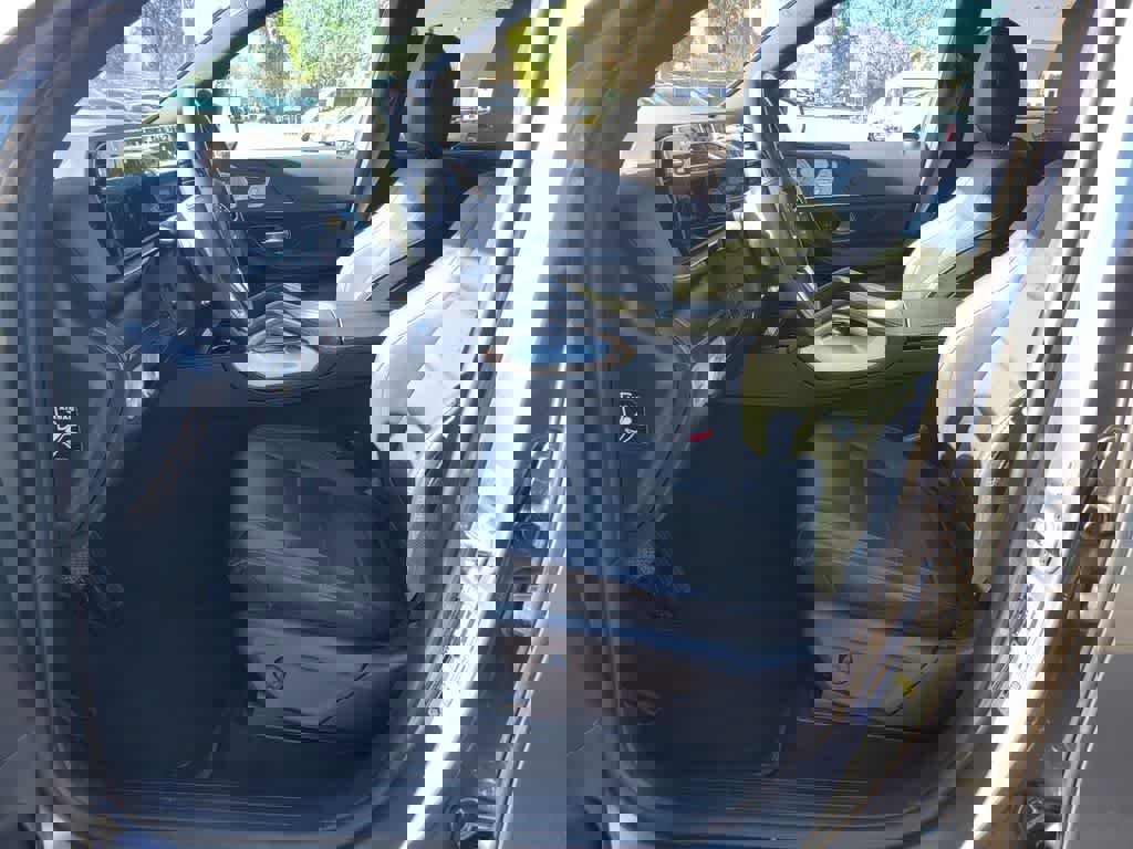 Used 2022 Mercedes-Benz GLE 350 image 10