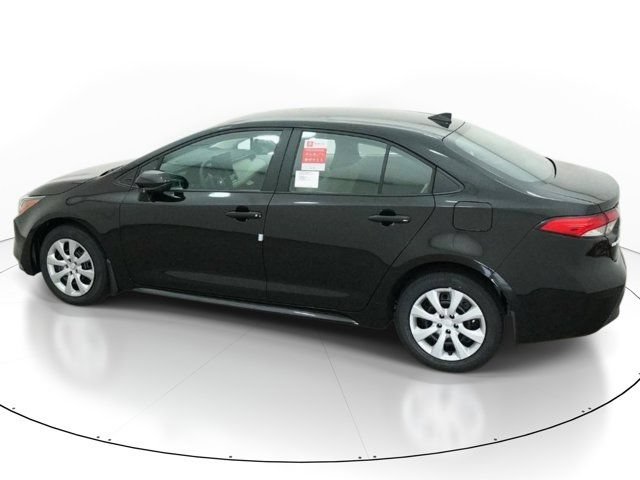 New 2026 Toyota Corolla LE FWD image 3