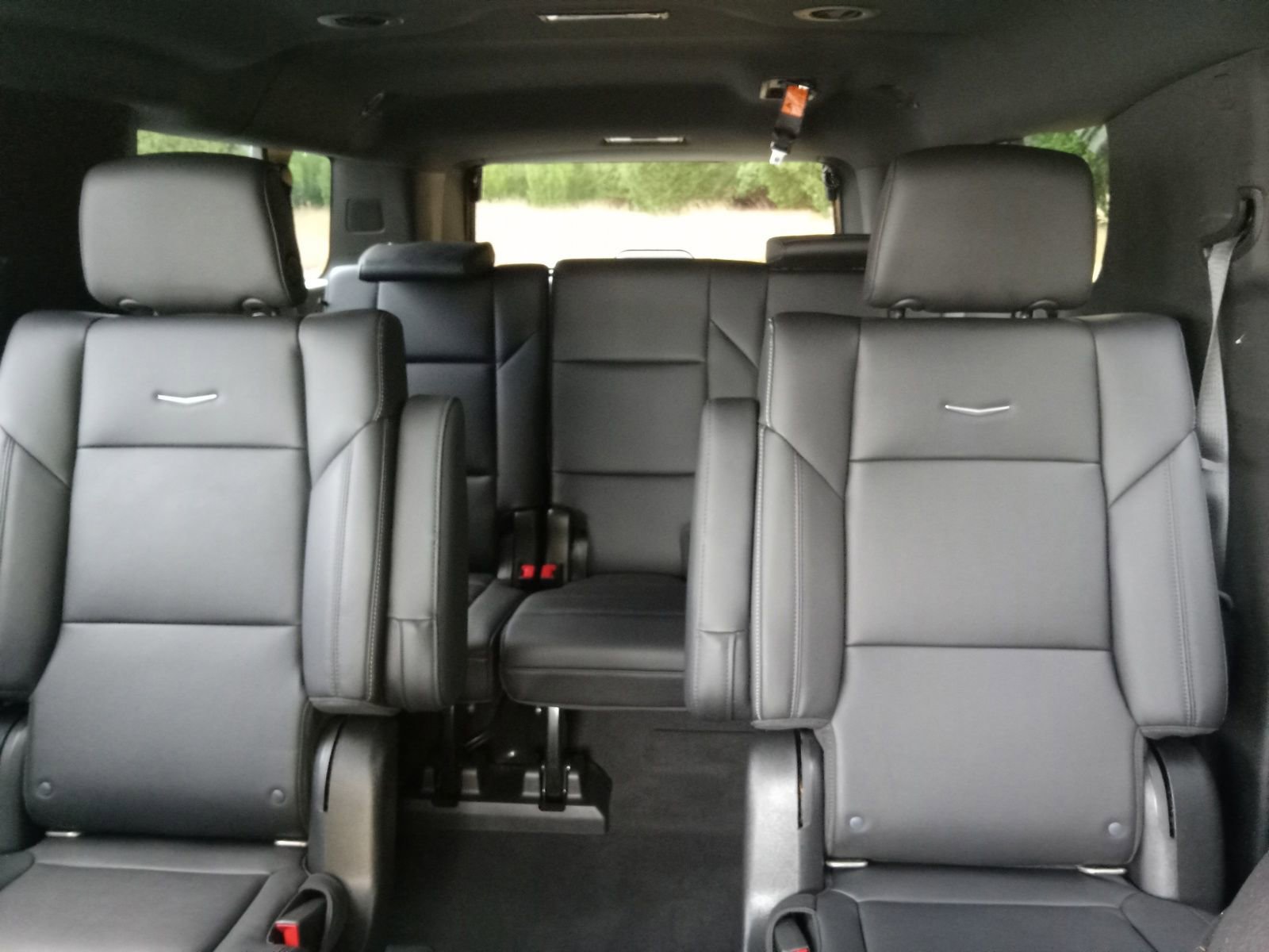 Used 2021 Cadillac Escalade ESV Luxury image 20