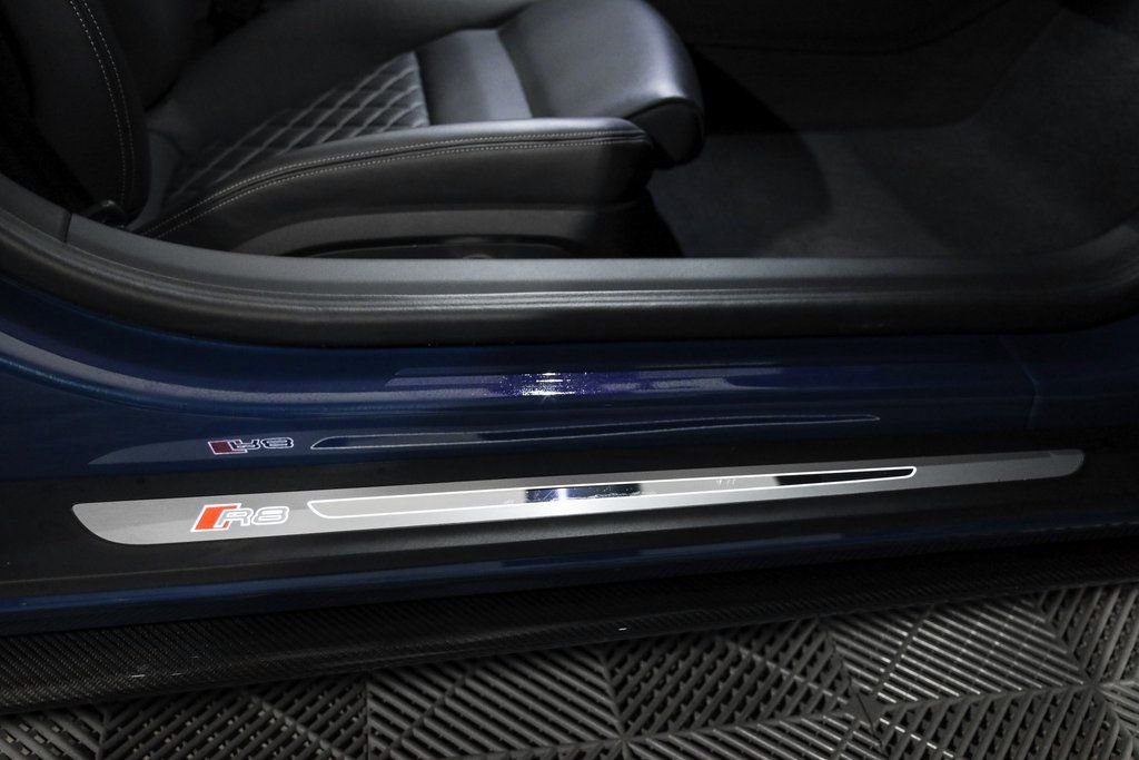 Used 2023 Audi R8 V10 performance image 24