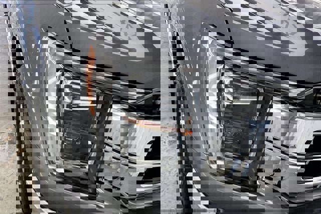 Used 2022 Ford F150 Lariat w/ Equipment Group 502A High image 26