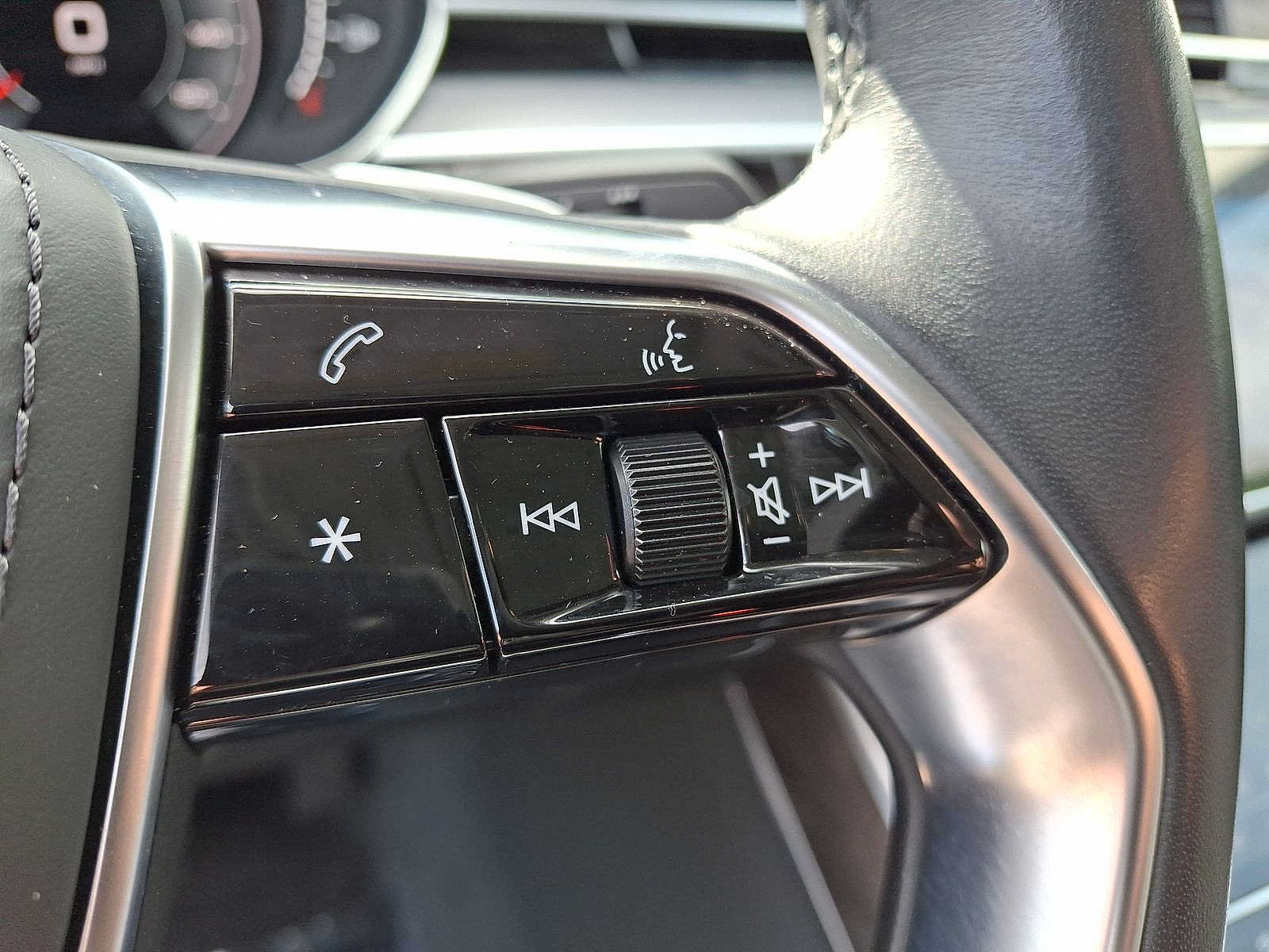 Certified 2023 Audi A8 L 3.0T AWD/4WD image 24