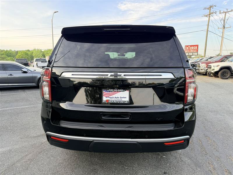 Used 2022 Chevrolet Suburban LT w/ LT Signature Package AWD/4WD image 6