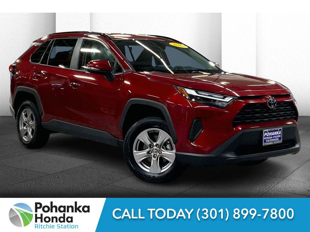 Used 2025 Toyota RAV4 XLE video 1