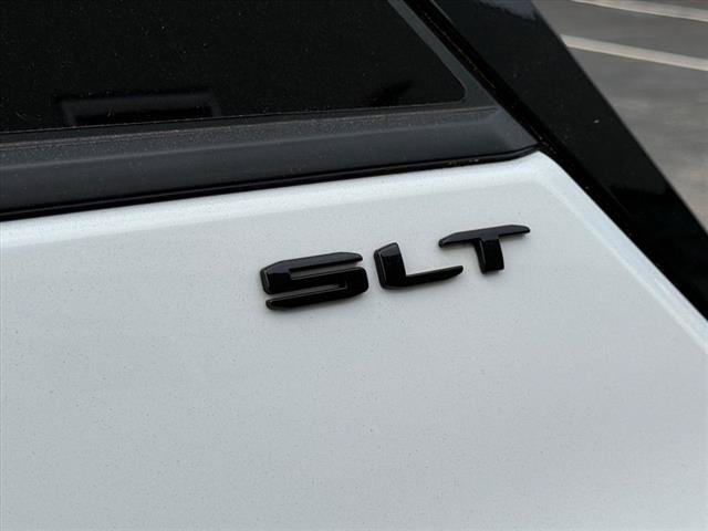 Used 2023 GMC Terrain SLT w/ Elevation Edition FWD image 14