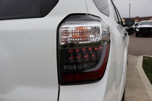 Used 2021 Toyota 4Runner Venture image 35