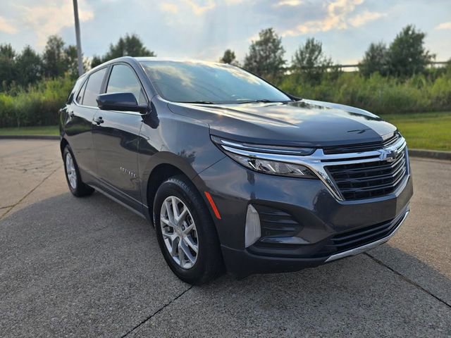 Used 2023 Chevrolet Equinox LT image 3