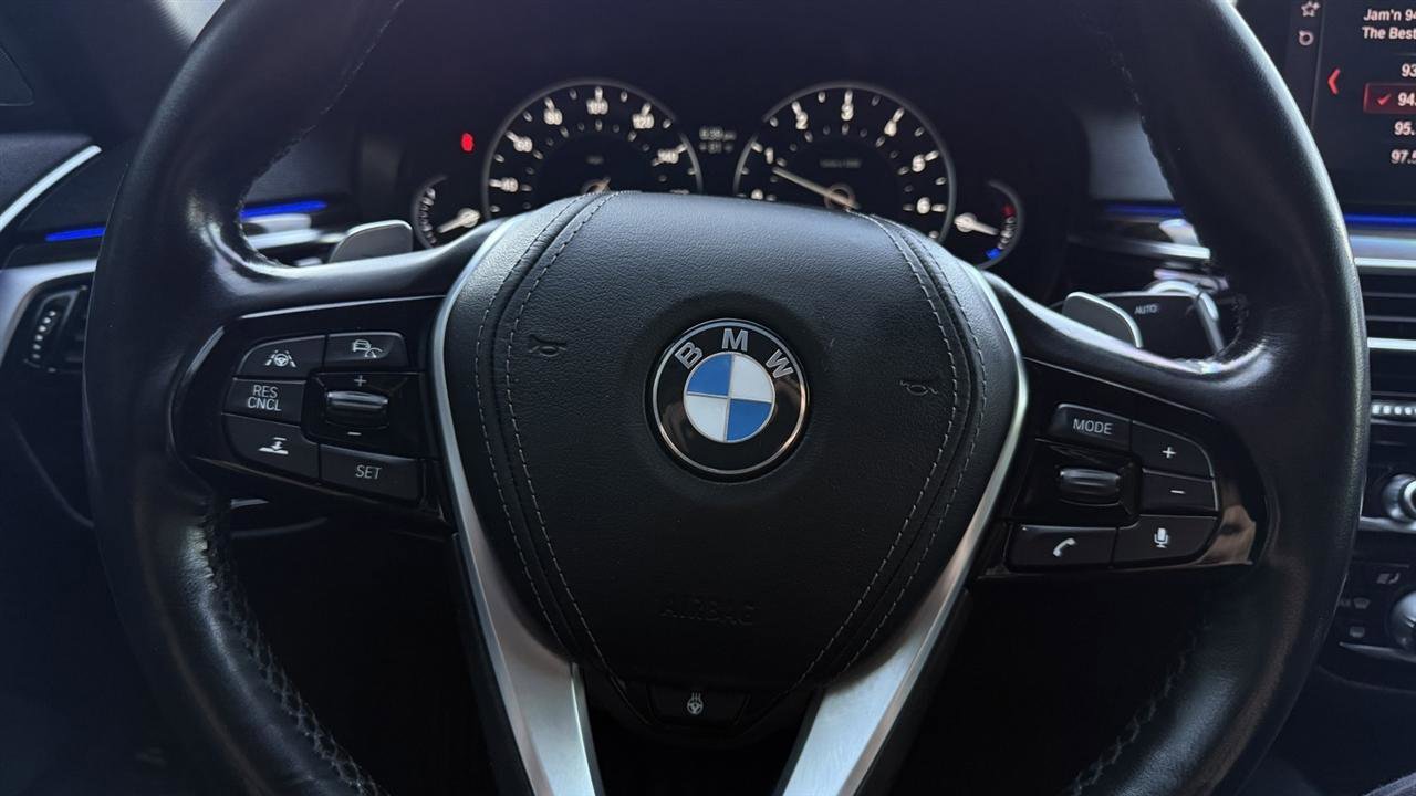Used 2019 BMW 540i xDrive AWD/4WD image 32