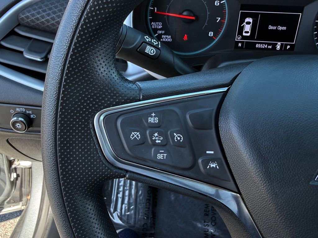 Used 2023 Chevrolet Malibu LT image 30