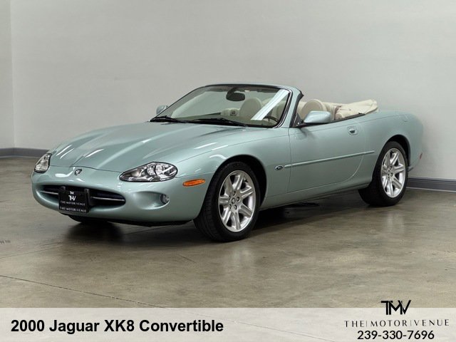 Used 2000 Jaguar XK8 Convertible image 1