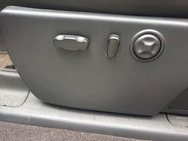 Used 2014 Chevrolet Silverado 2500 LTZ w/ LTZ Plus Package image 6