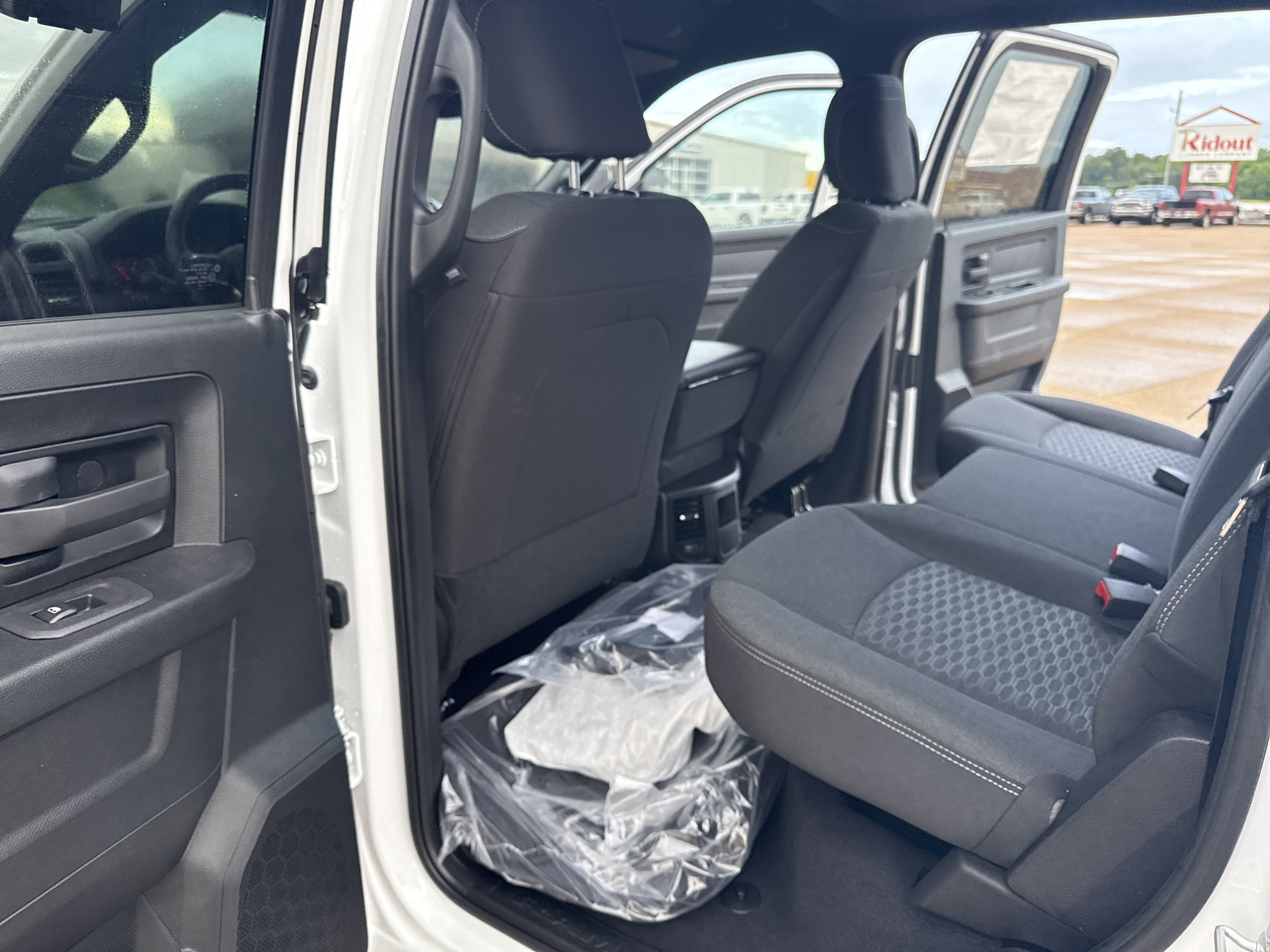 New 2025 RAM 2500 Tradesman image 30