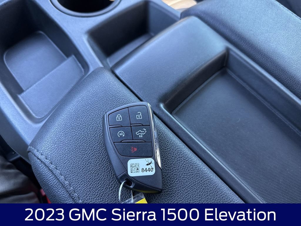 Used 2023 GMC Sierra 1500 Elevation image 26