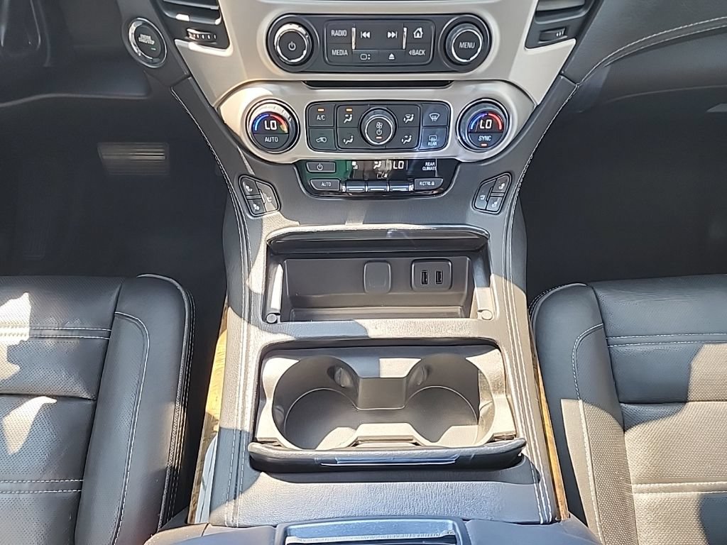 Used 2016 GMC Yukon Denali w/ Open Road Package AWD/4WD image 23