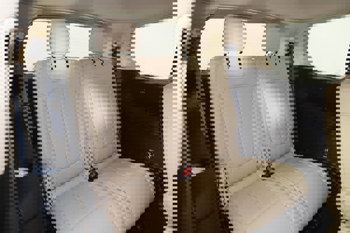 Used 2022 Jeep Grand Cherokee L Limited image 13