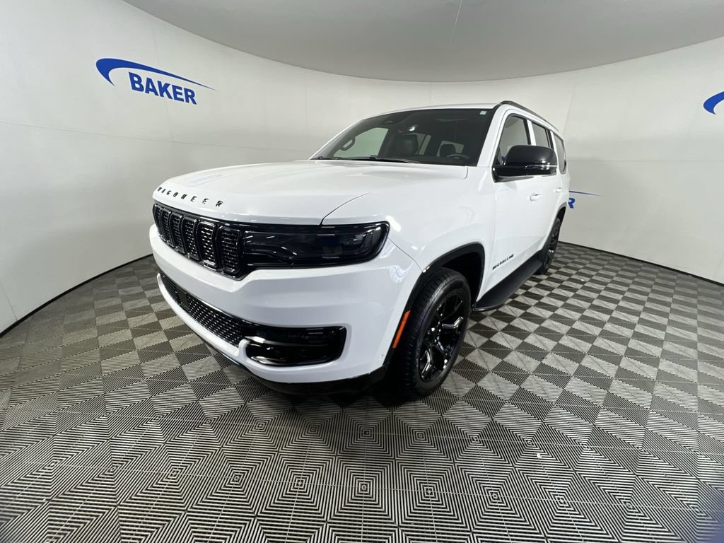 Used 2023 Jeep Wagoneer Series II AWD/4WD image 5