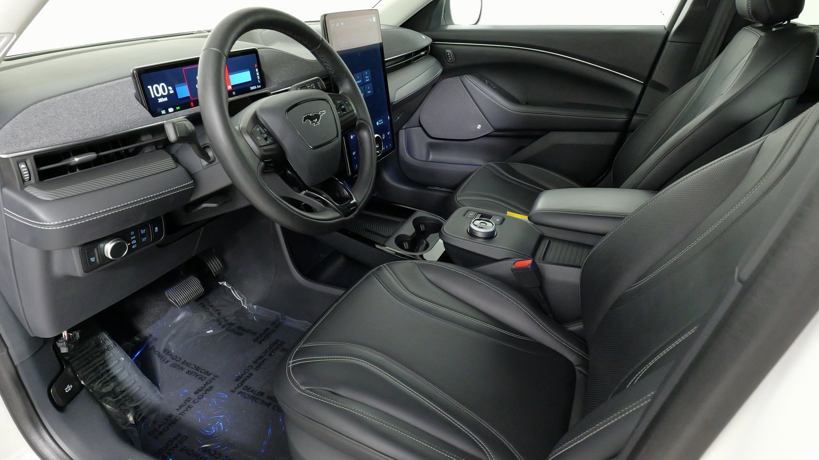 Used 2022 Ford Mustang Mach-E Premium image 27