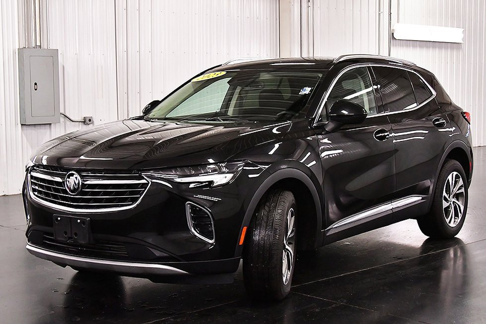 Used 2023 Buick Envision Essence image 3