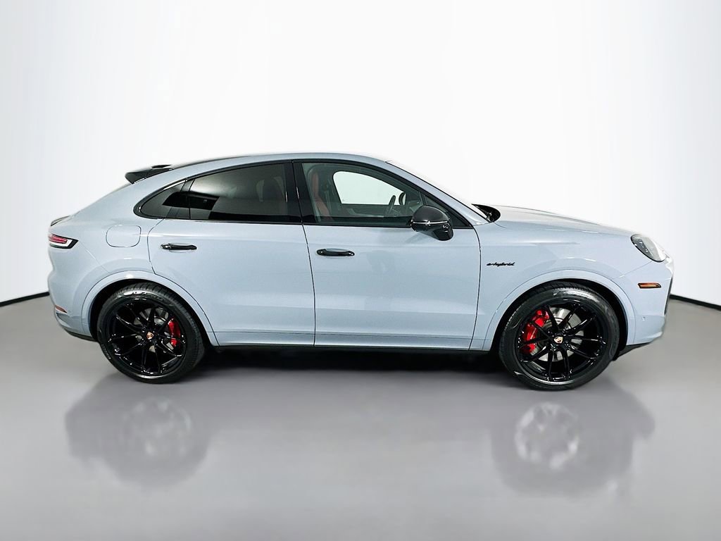 Certified 2026 Porsche Cayenne S image 8