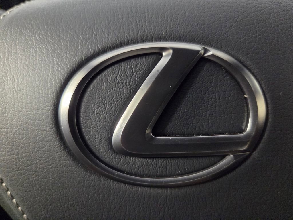 Used 2018 Lexus LC 500 Coupe RWD image 18