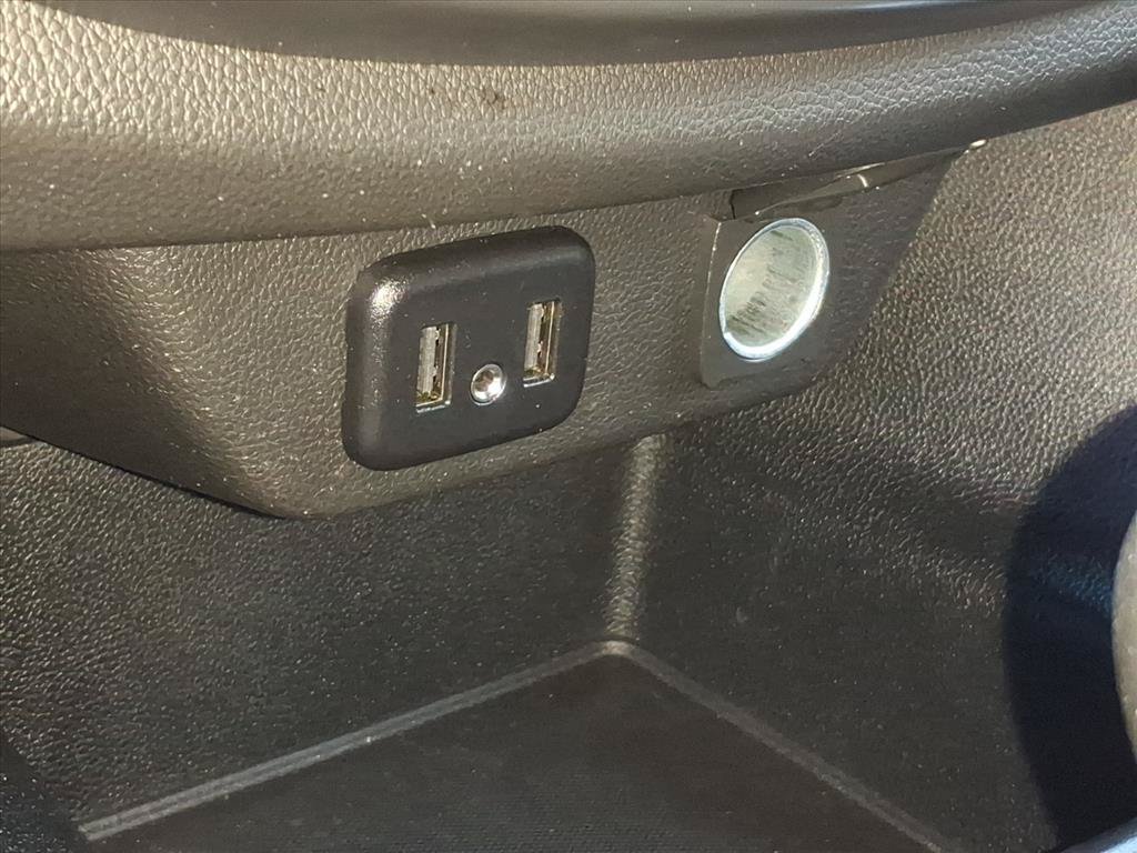 Used 2021 Chevrolet Traverse LS AWD/4WD image 32