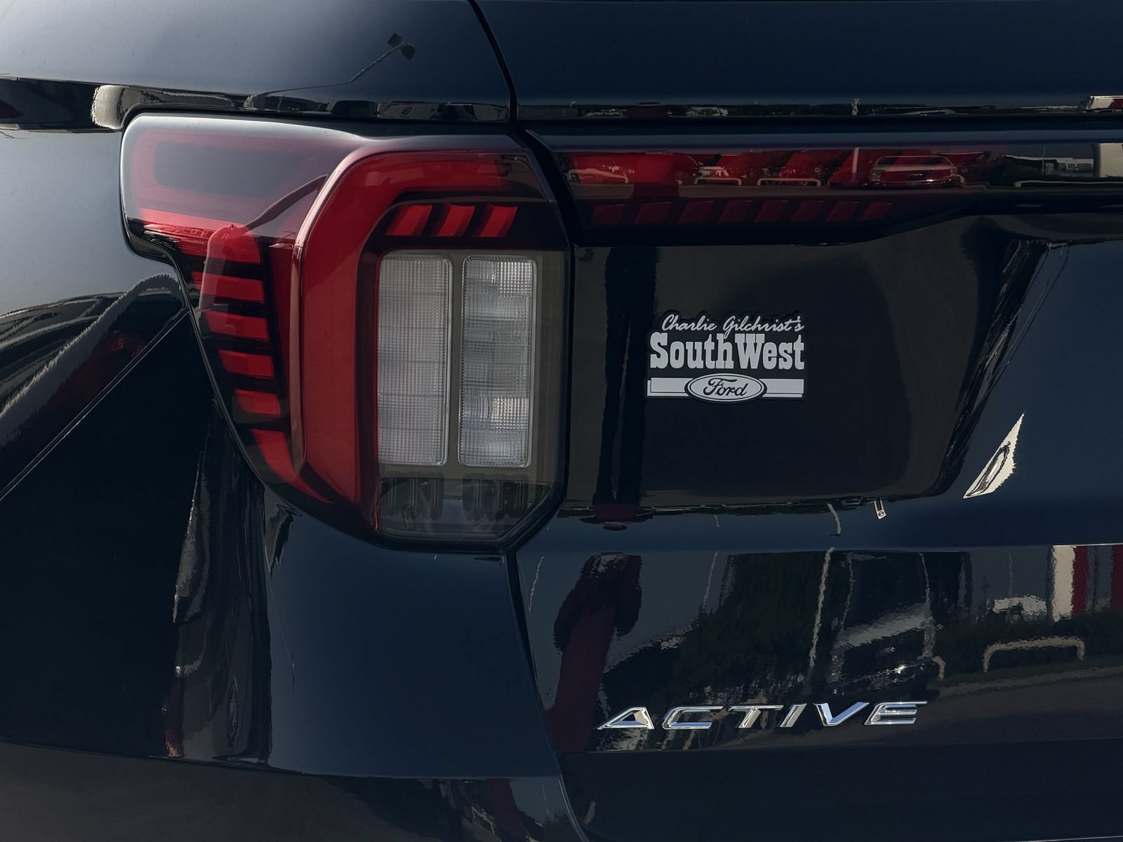 New 2026 Ford Explorer Active w/ Active Comfort Package RWD image 9