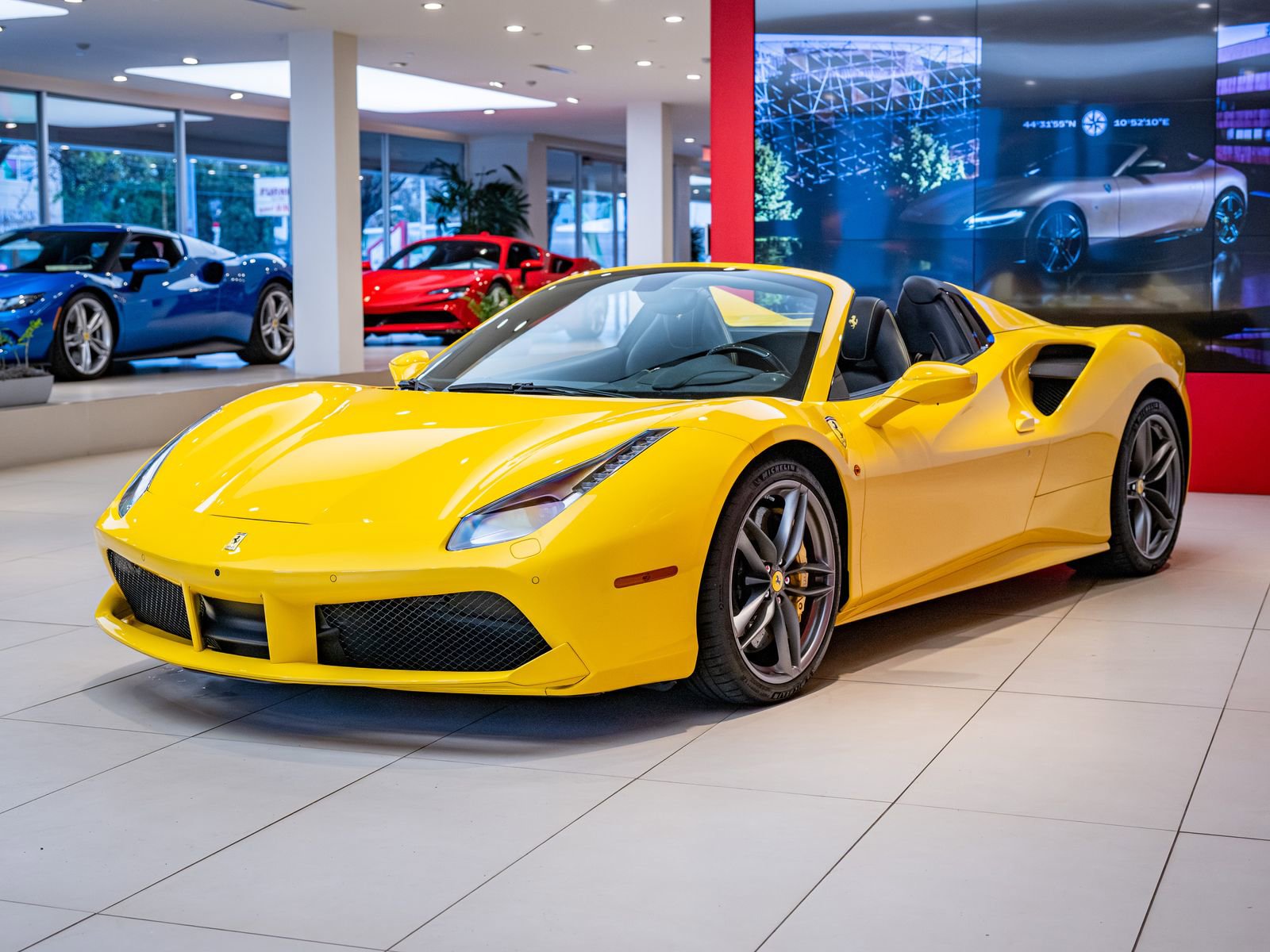Certified 2019 Ferrari 488 Spider RWD image 4