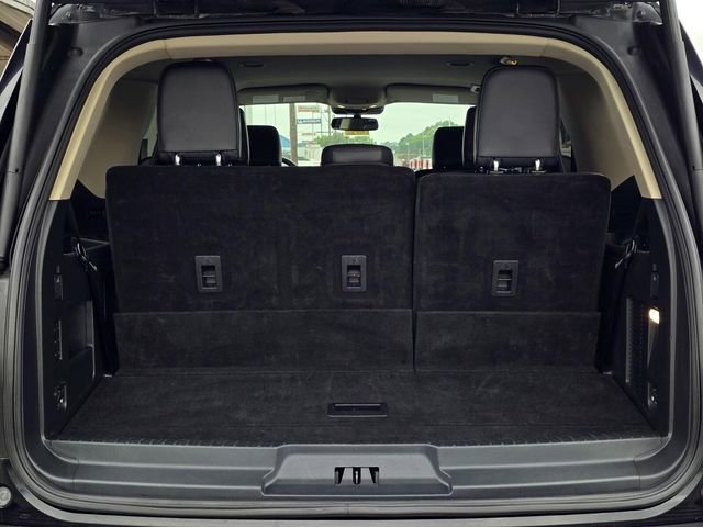 Used 2024 Ford Expedition XLT RWD image 9