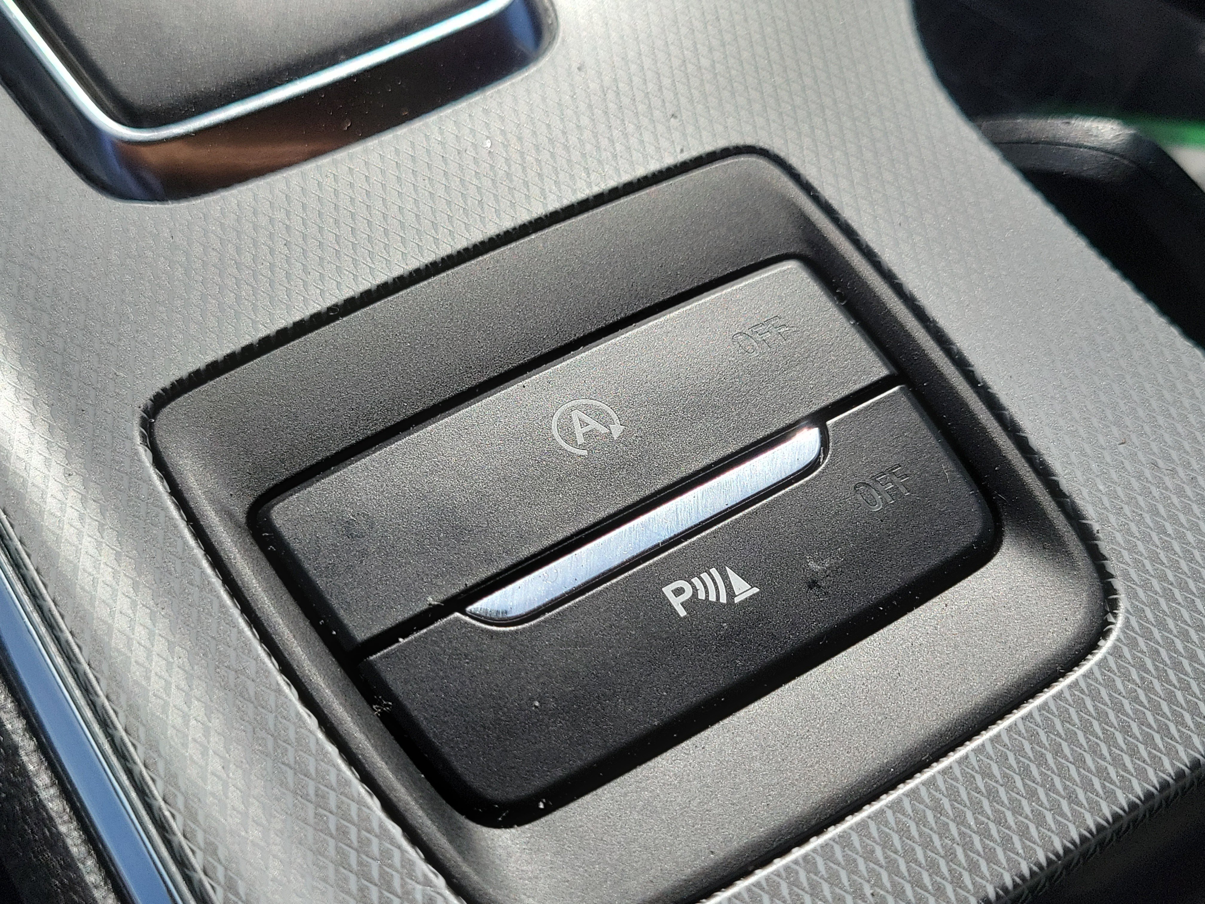 Used 2022 Ford Edge Titanium image 30