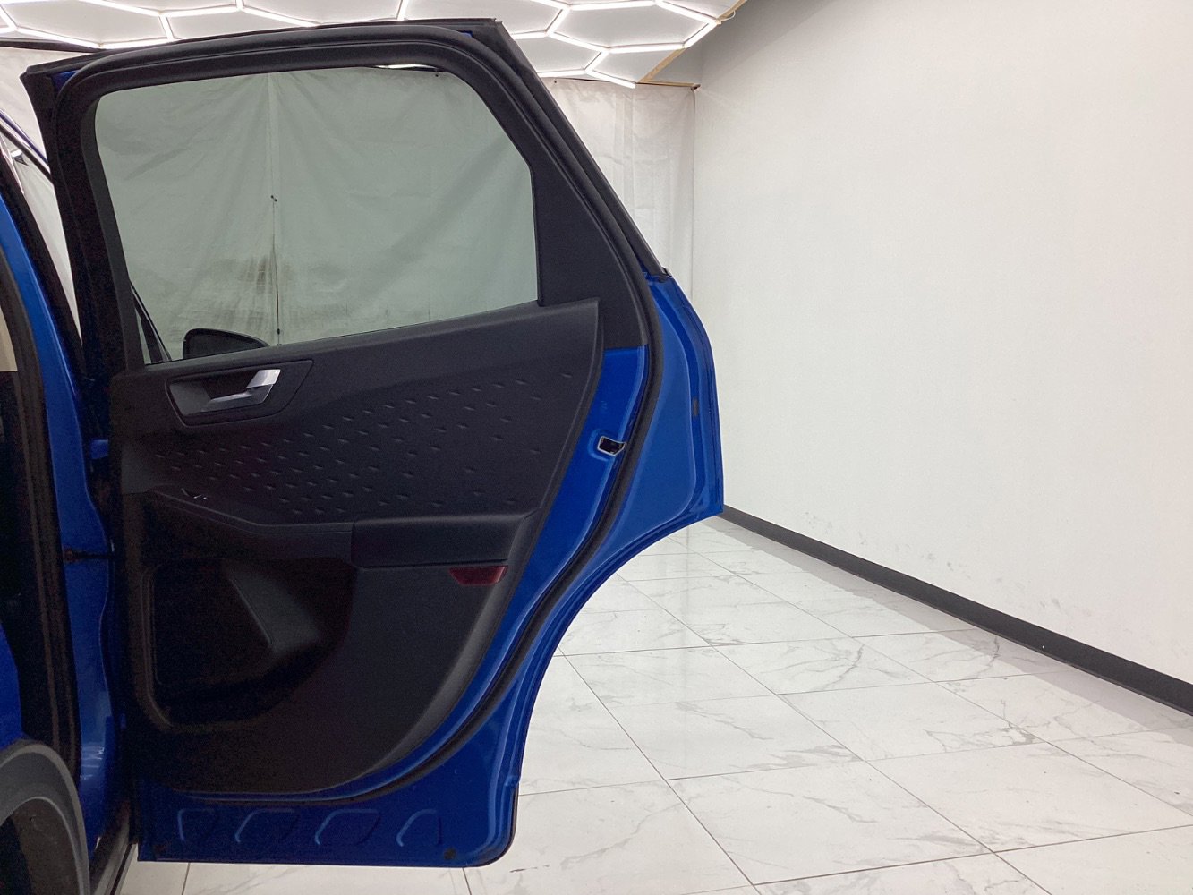 Used 2020 Ford Escape SEL image 25