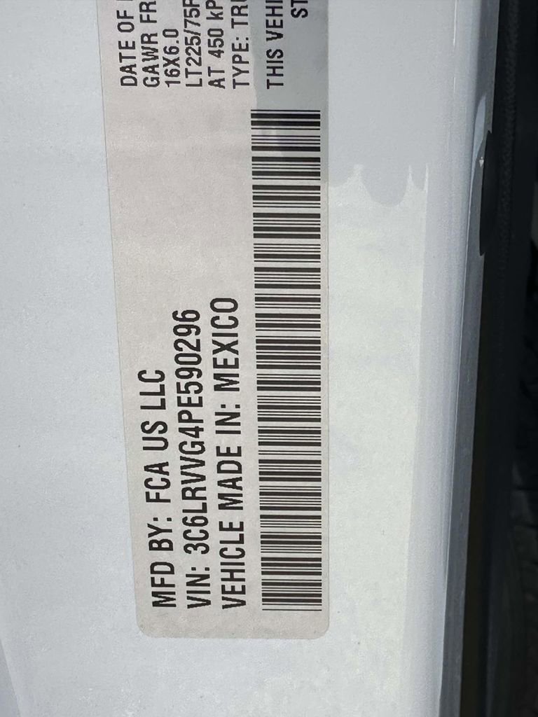 Used 2023 RAM ProMaster 2500 image 38