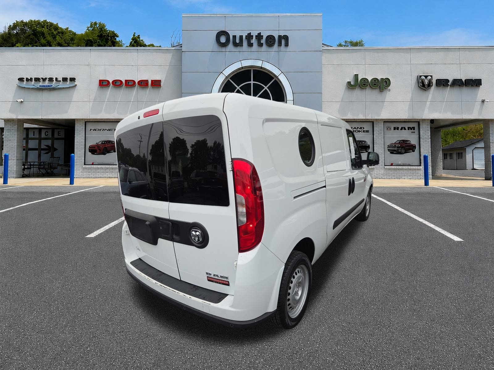 Used 2022 RAM ProMaster City Tradesman FWD image 4