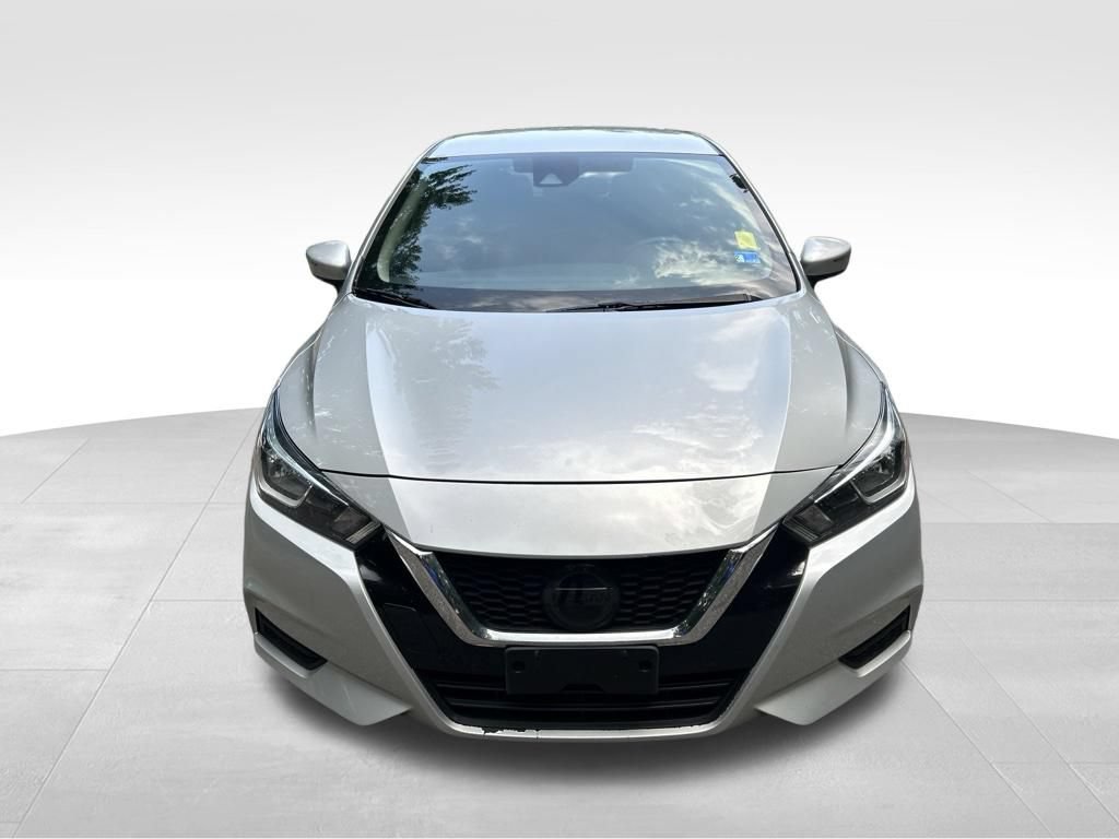 Used 2021 Nissan Versa SV FWD image 9