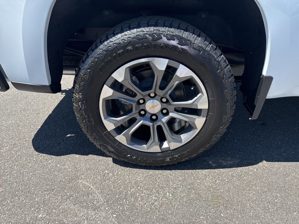 New 2026 Chevrolet Silverado 1500 High Country AWD/4WD image 35