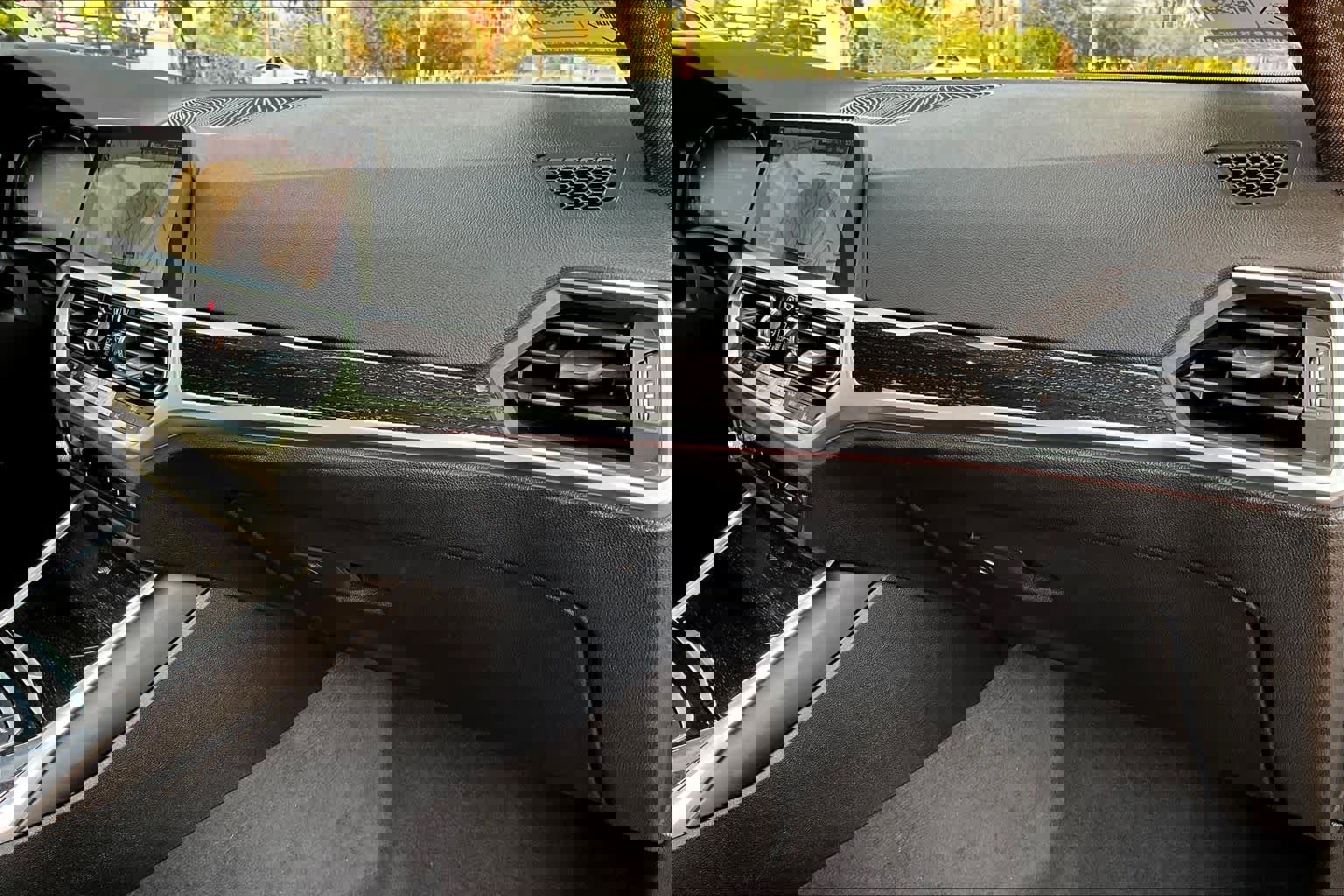 Used 2019 BMW 330i Sedan w/ Convenience Package image 17