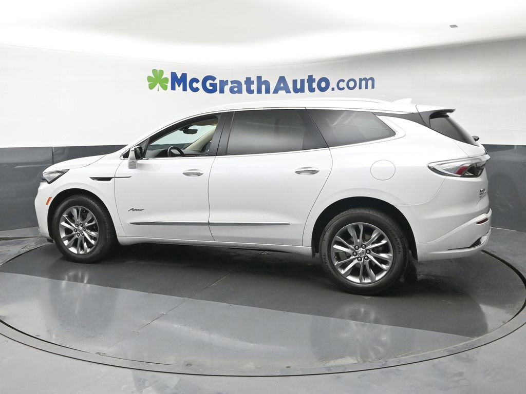 Used 2024 Buick Enclave Avenir w/ Avenir Technology Package AWD/4WD image 26