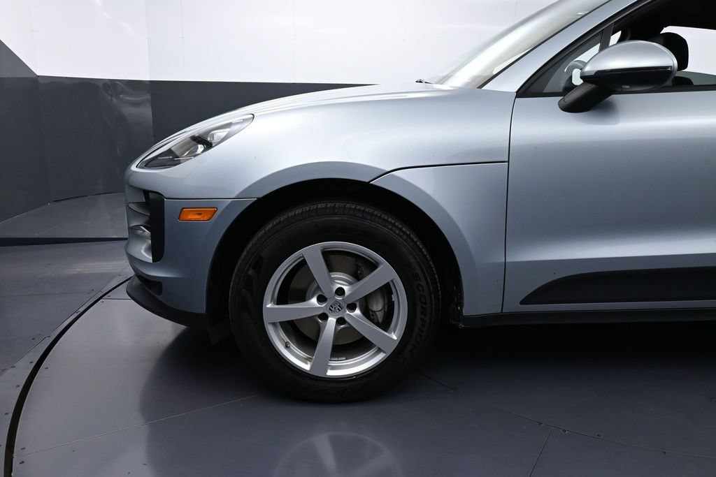 Certified 2020 Porsche Macan AWD/4WD image 12