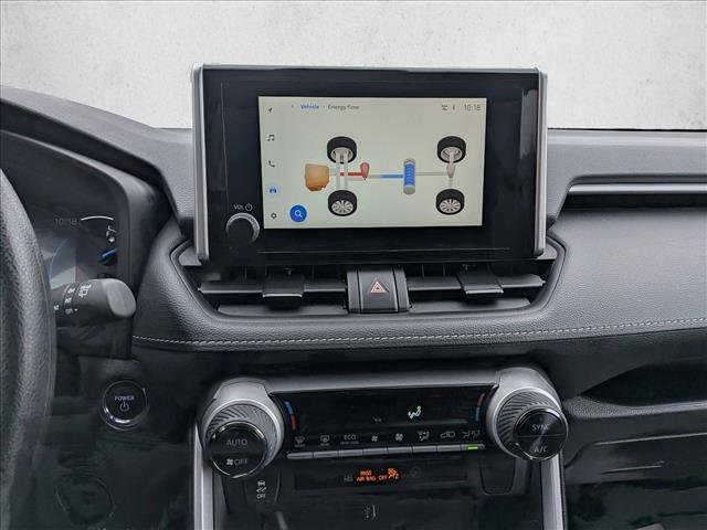 Used 2025 Toyota RAV4 XLE image 12