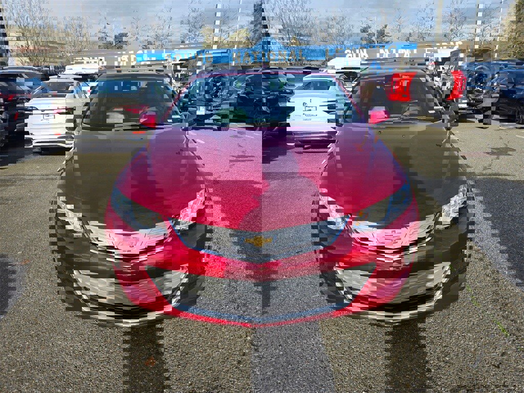 Used 2019 Chevrolet Volt Premier w/ Driver Confidence II Package image 2