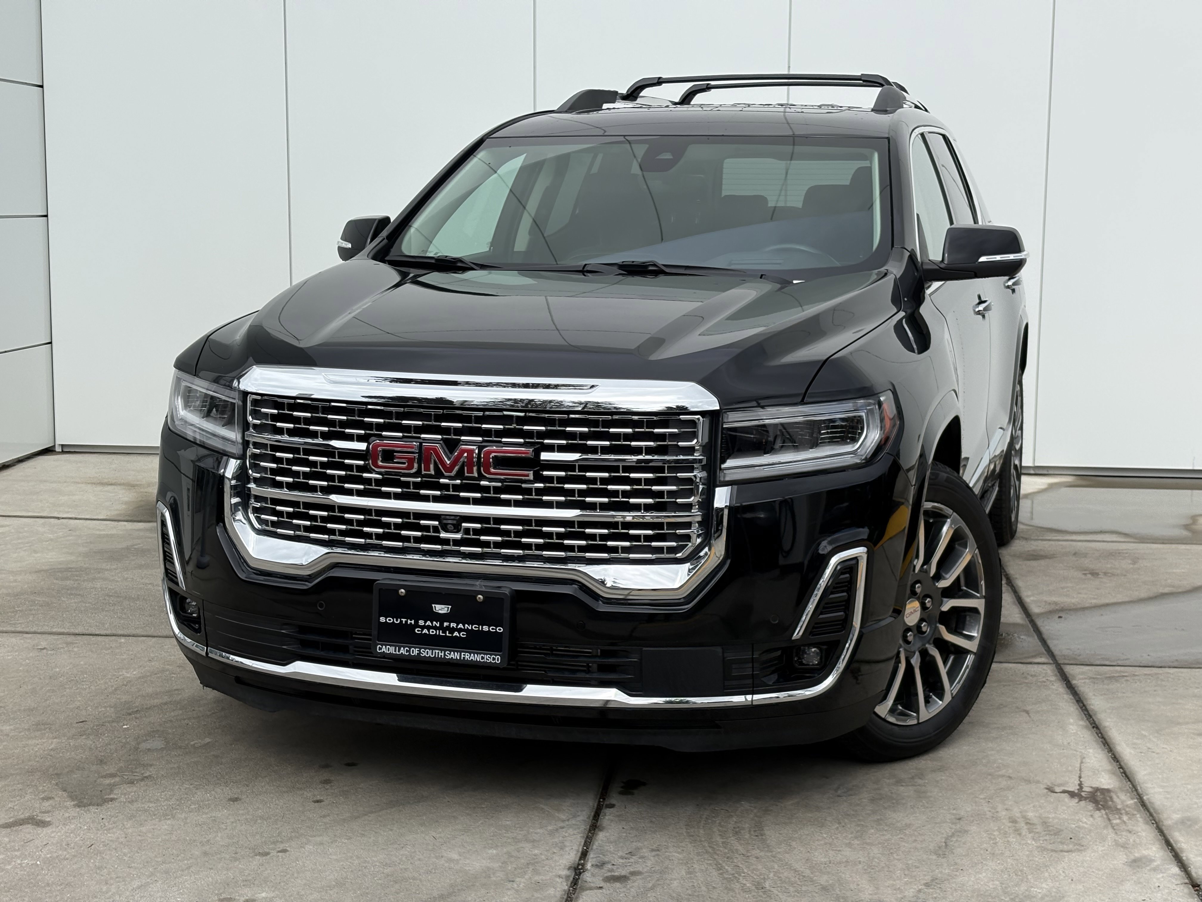 Used 2020 GMC Acadia Denali w/ Denali Ultimate Package image 1