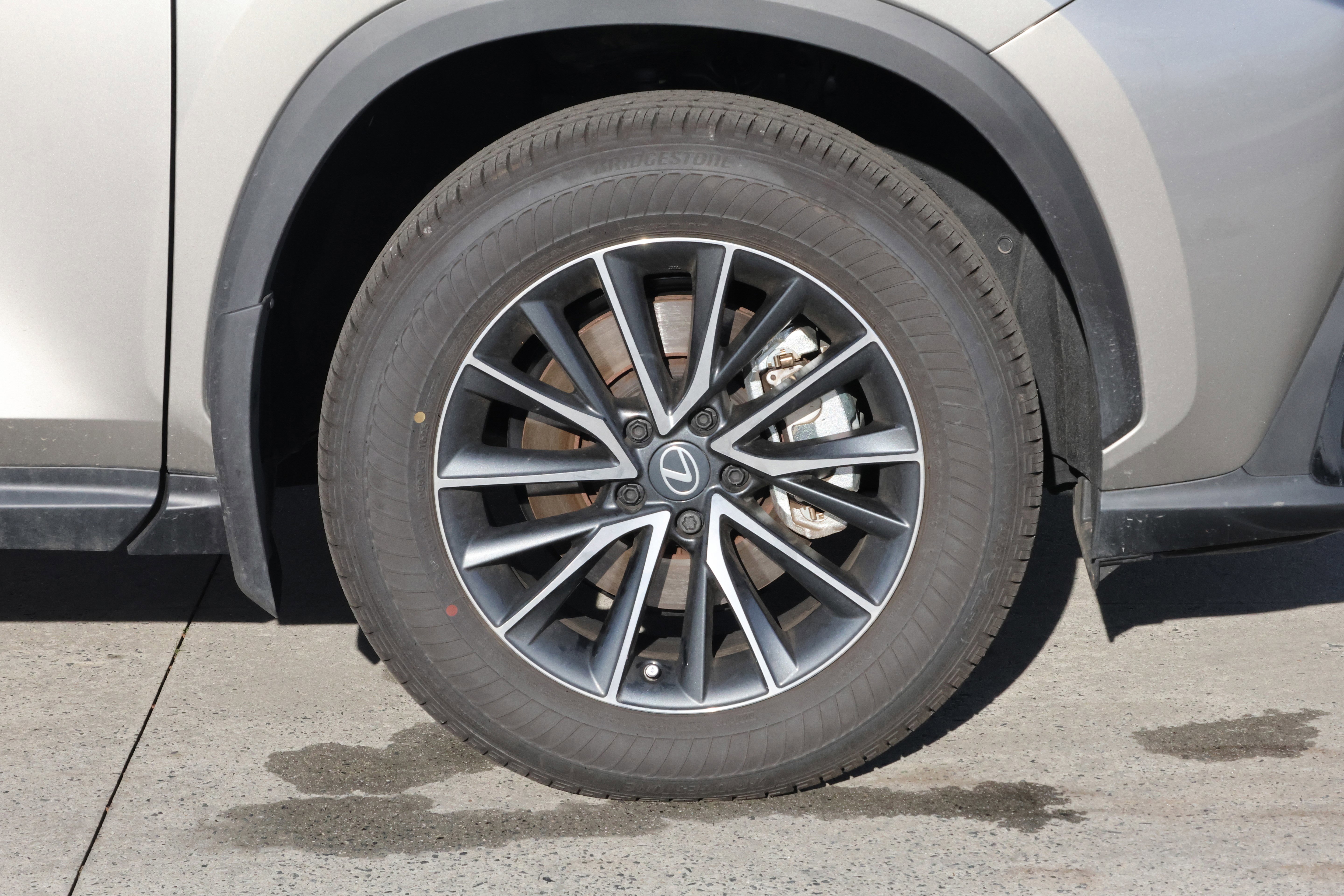 Certified 2026 Lexus NX 350 AWD w/ Accessory Package (2T) image 11