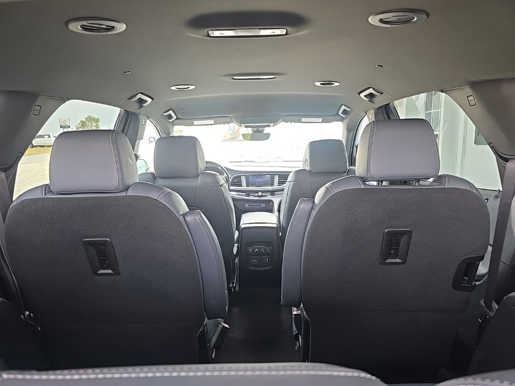 Used 2024 Buick Enclave Premium image 21