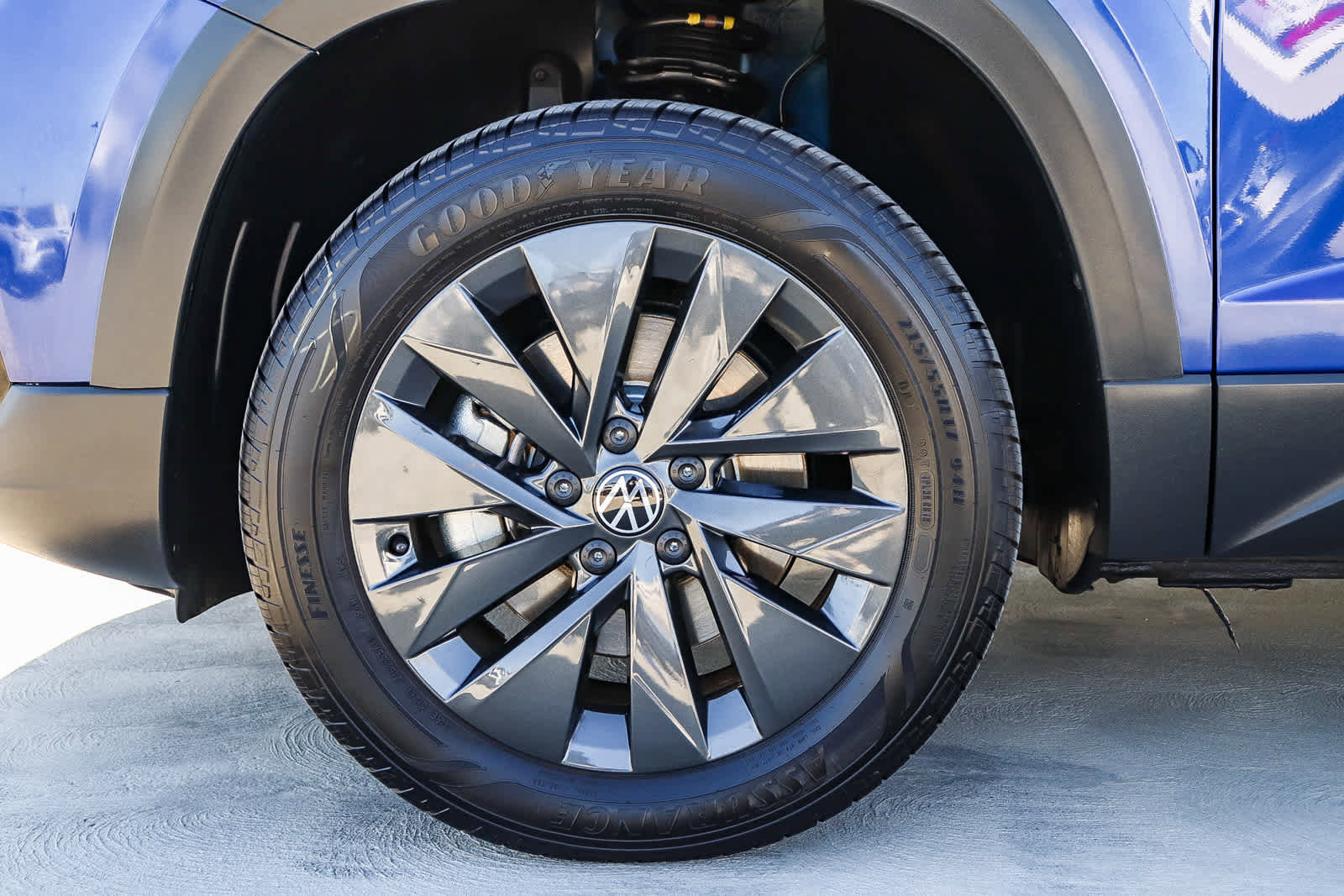 Used 2024 Volkswagen Taos S image 11